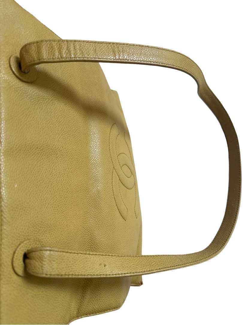 Vintage Chanel Olive Green Caviar Leather Cc Logo Shoulder Tote Bag — image 3 of 8